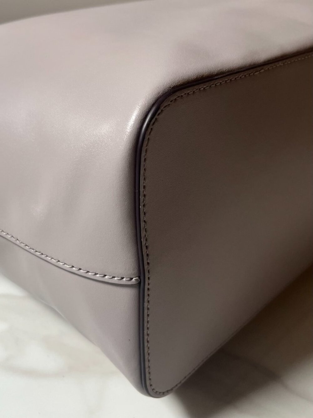 Kate Spade Janie Medium Tote Soft Taupe Smooth Leather WKRU6263 $329 NWT - Picture 8 of 15